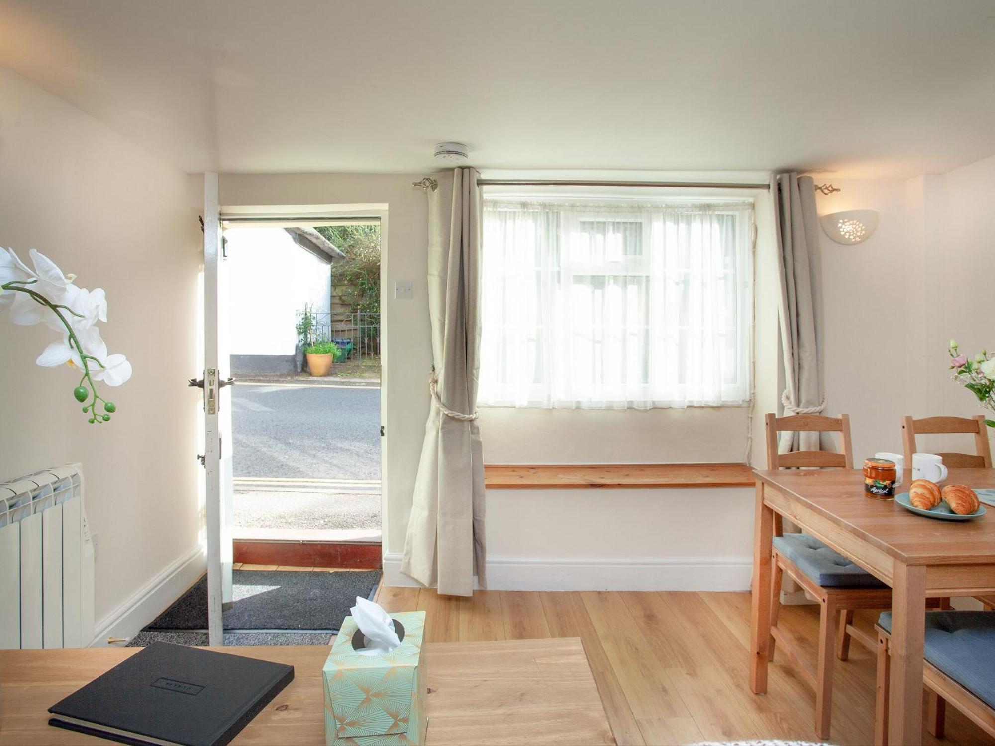 Otters Cottage Ottery St Mary Экстерьер фото